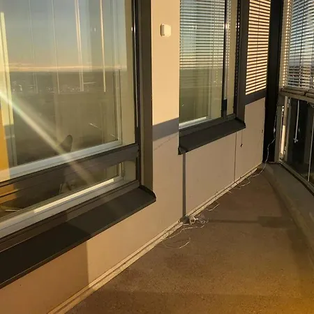 Keskustan Upein Kerrostalokaksio 11 Krs Ilm Phalli *